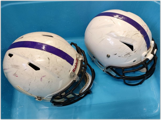 アメフトプロテクターのクリーニングならスポーツ洗科【埼玉県】